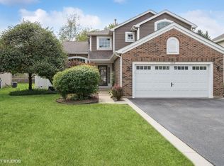 420 Harvest Gate, Lake In The Hills, IL 60156