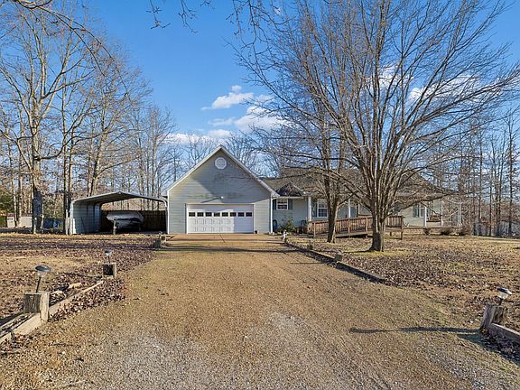 3rd image of 115 Boyd Ln