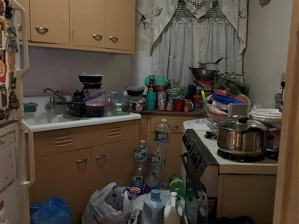 1725 Purdy St, Bronx, NY 10462