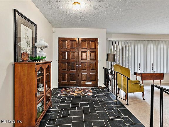 3rd image of 3733 COVE Court