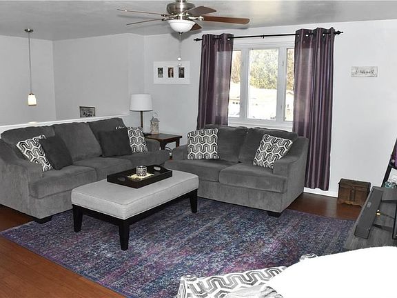 2nd image of 8295 Carnation Dr