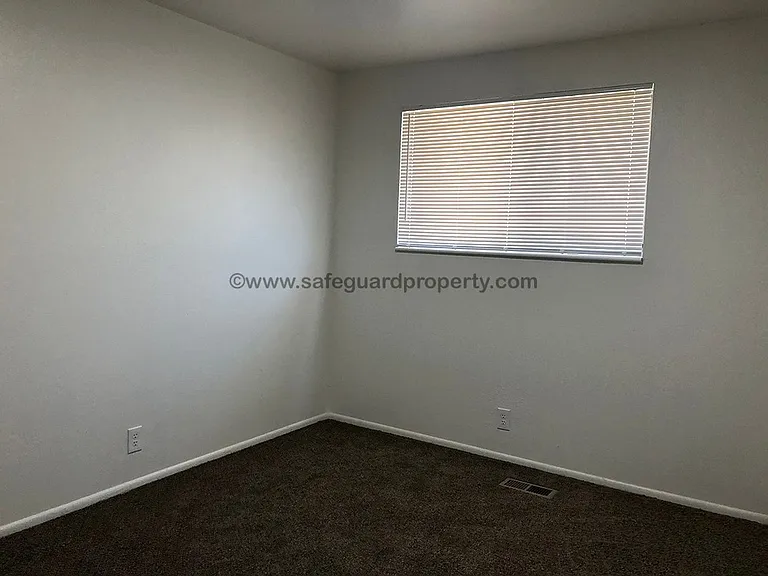 5204 S Kingswood Dr — Photo 9