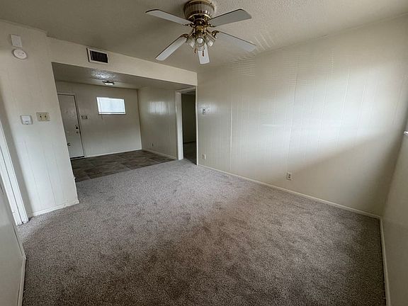 3rd image of 805 W Hallmark Ave #B