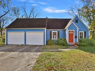 212 W Summit St, Bolivar, MO 65613