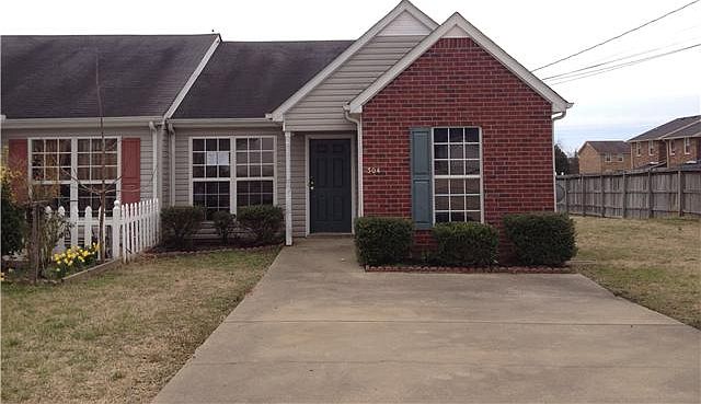 1st image of 304 Wesley Dr