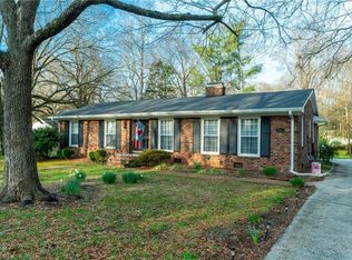 514 Shadowbrook Dr, Burlington, NC 27215