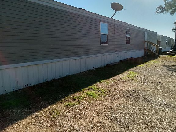 2nd image of 104 Alum Creek Dr