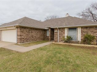 7841 Cortland Ave, North Richland Hills, TX 76182