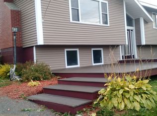 32 University St, Presque Isle, ME 04769