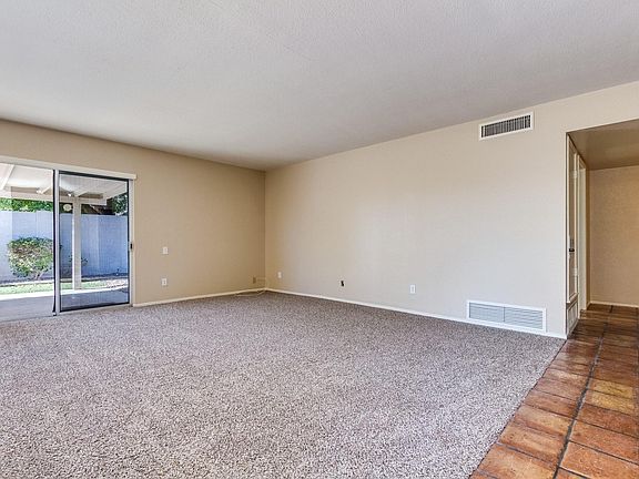 4th image of 5638 S Marine Dr