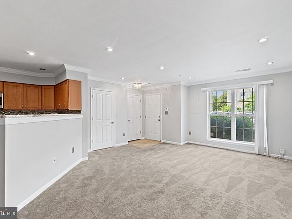 3rd image of 1816 Watch House Cir N