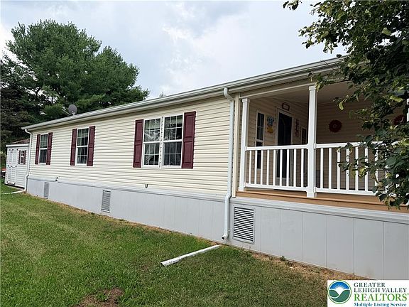 2nd image of 4442 Grey Wolf Ln