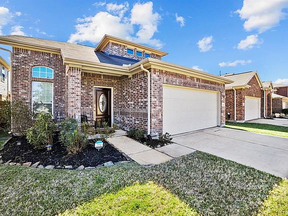 3rd image of 20831 Morgan Knoll Ln