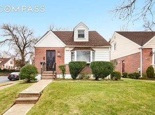 13703 223rd St, Springfield Gardens, NY 11413