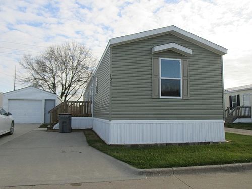 1st image of 1603 SE Green Park Cir