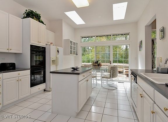 5th image of 504 Pebble Beach Ln