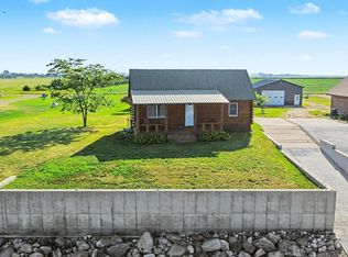 21251 Vantage Point Rd, Lake Preston, SD 57249