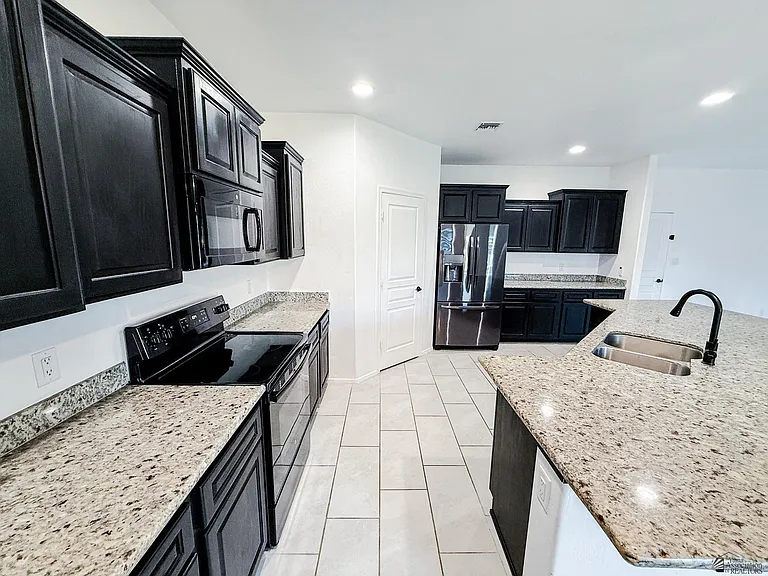 4461 W 26th Pl — Photo 13