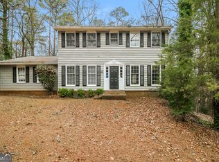 1672 Briarbend Ct, Stone Mountain, GA 30088