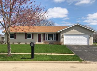 8211 Elm Ave, Machesney Park, IL