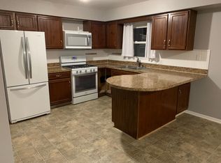 5182 Stauffer Ave SE, Kentwood, MI 49508