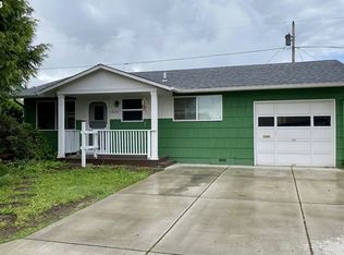 1324 Thompson Rd, Woodburn, OR 97071