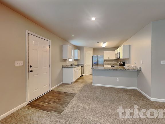 3rd image of 805 Ali St