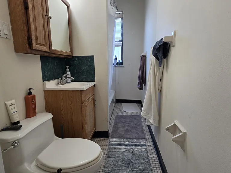 313 Summit Ave #8 — Photo 6