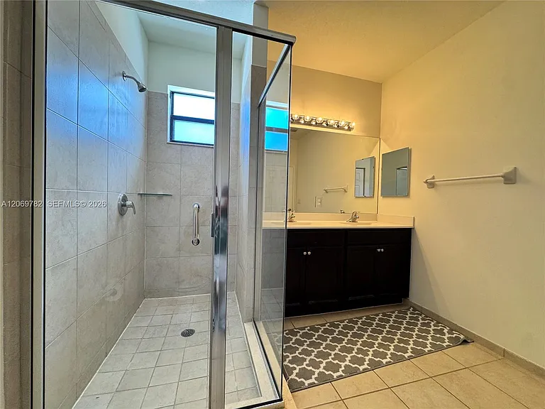11424 SW 252nd St — Photo 44