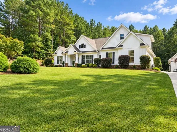 260 Timber Creek Estates Dr, Sharpsburg, GA 30277