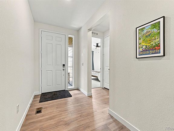 5th image of 8407 S Carr Way
