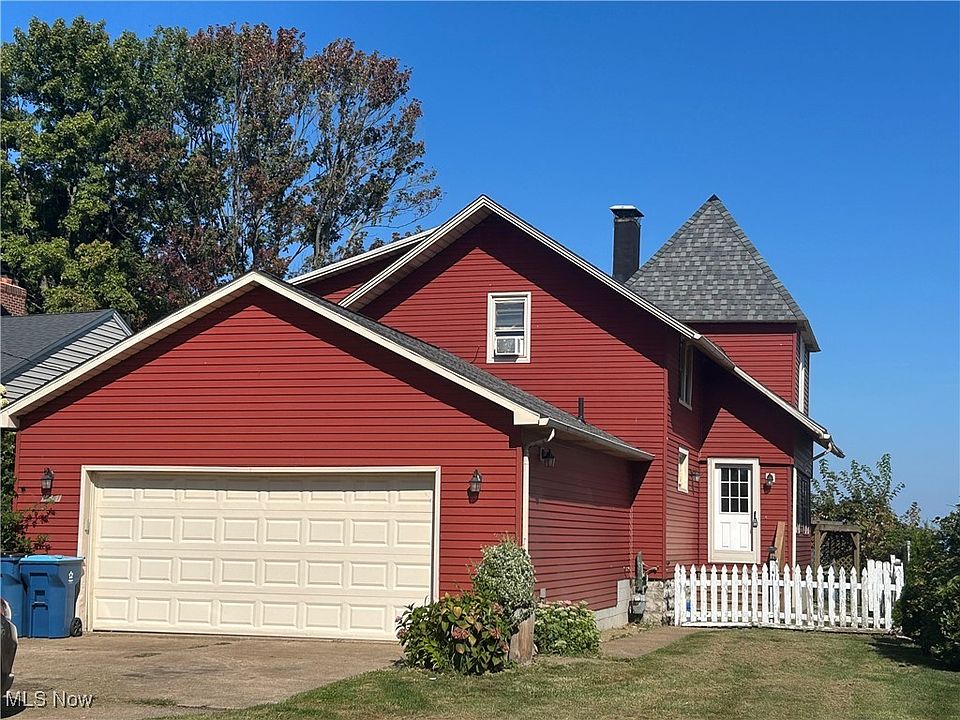 1st image of 1651 E Erie Ave