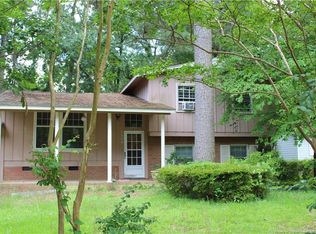 5009 Inverness Dr, Fayetteville, NC 28304