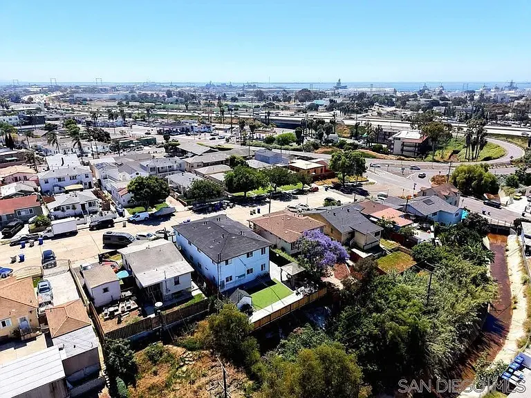 3934 1/2 Marine View Ave — Photo 28