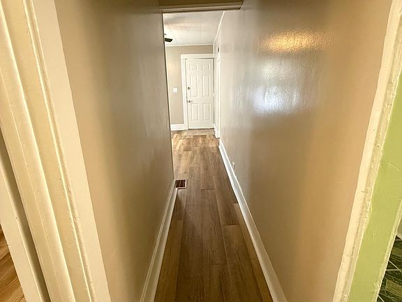 5th image of 913 N Wesley St