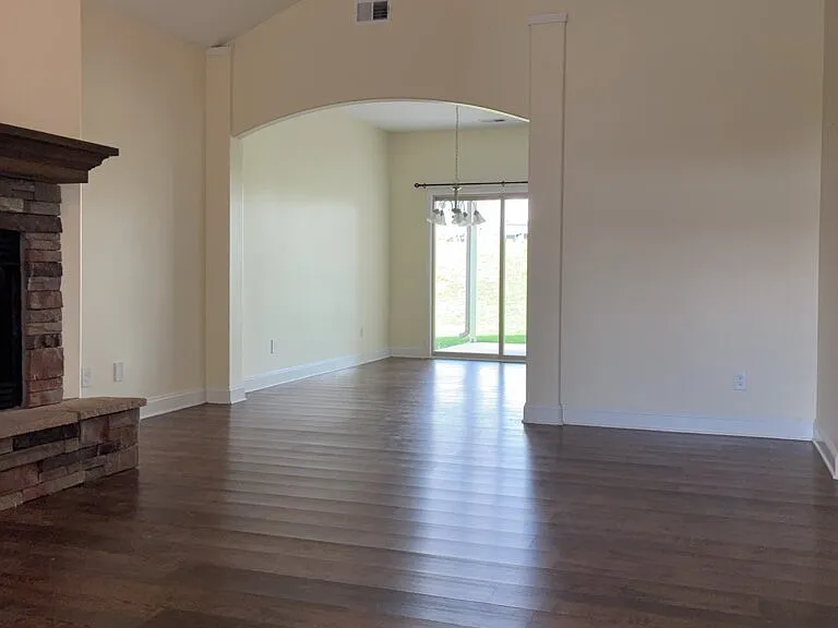 18 Forest Ridge Way — Photo 2