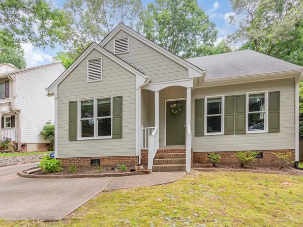 6004 Volant Dr, Raleigh, NC 27609