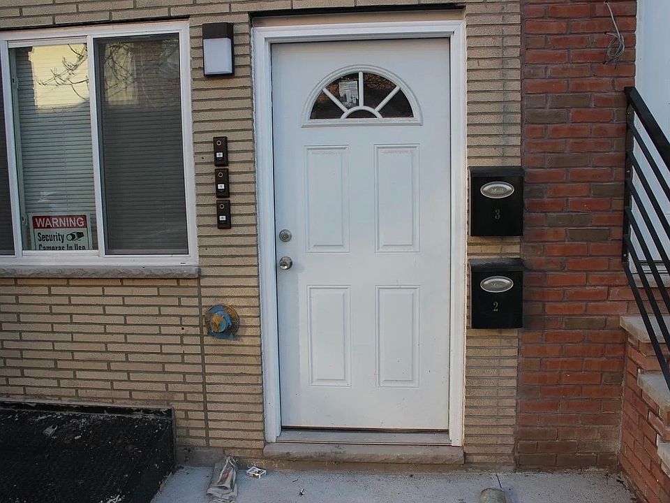 1st image of 610 Wharton St APT 3