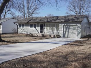 523 Montana Ave, Holton, KS 66436