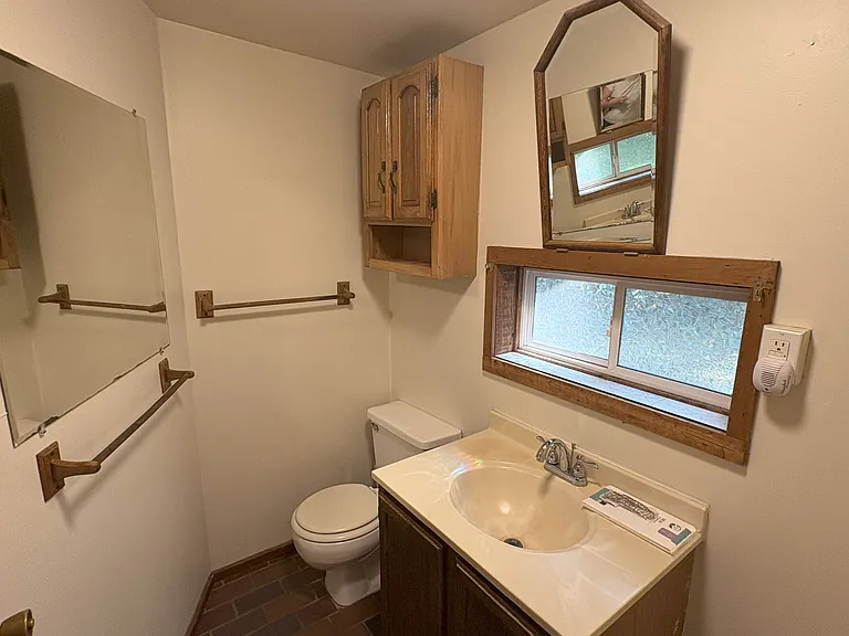 813 River St — Photo 4
