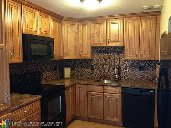 2nd image of 5611 NE 9th Ave