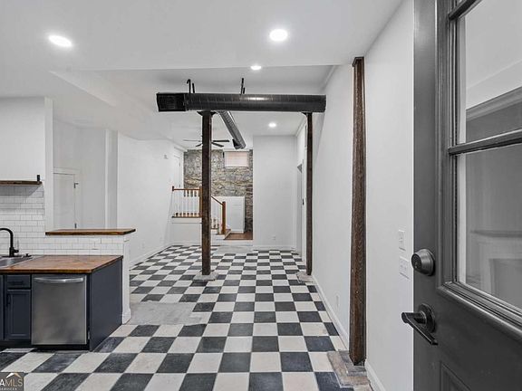 4th image of 360 Ponce De Leon Ave NE APT 16