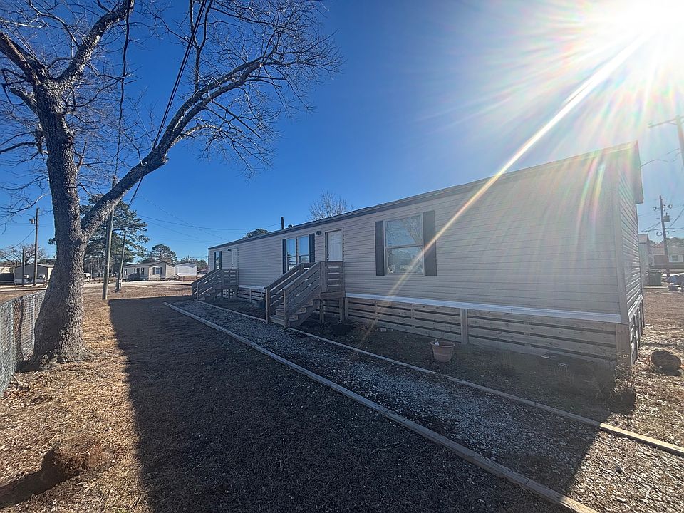 1st image of 1323 Kenneth Dr