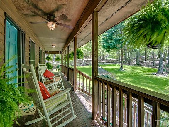 3rd image of 1603 Poplar Ln