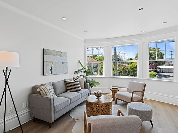 5th image of 309 Wilson St #1