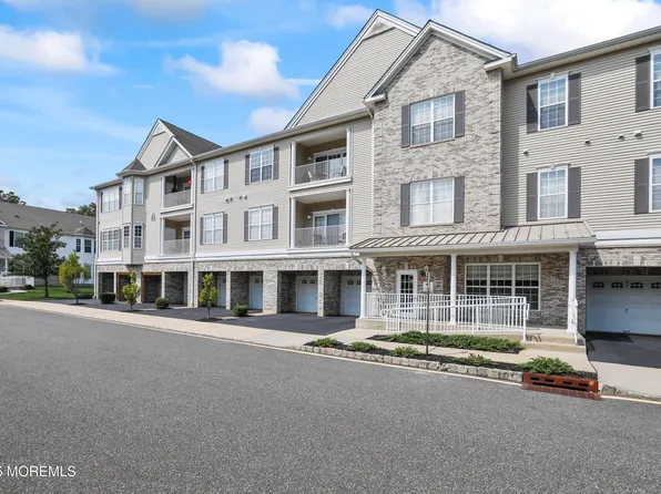 210 Canterbury Lane, Morganville, NJ 07751