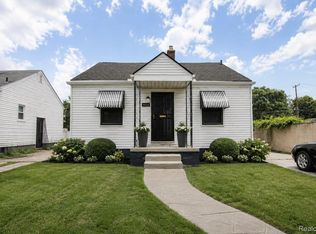 19328 Dresden St, Detroit, MI 48205