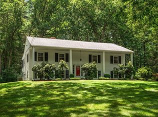 7 Old Causeway Rd, Bedford, MA 01730