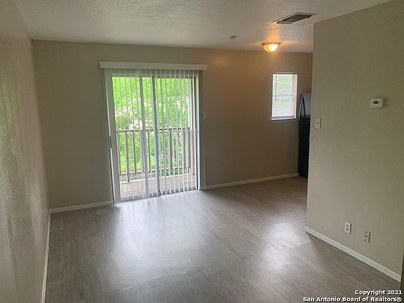 5th image of 430 Kendalia Ave #12