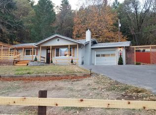 454 Crestview Loop, Grants Pass, OR 97527